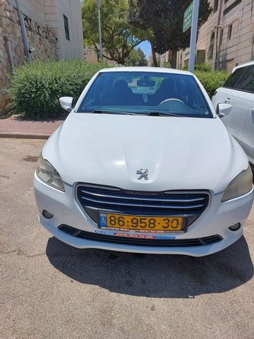 פיג'ו 301
