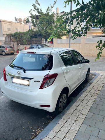 טויוטה יאריס