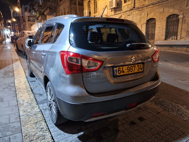 סוזוקי קרוסאובר