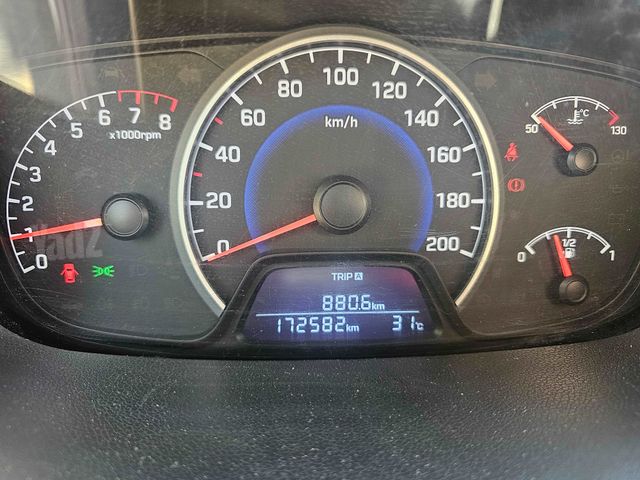 יונדאי i10