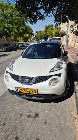ניסאן ג'וק