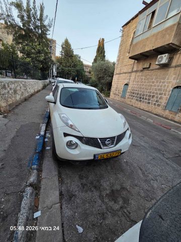 ניסאן ג'וק