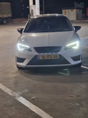 מודעת רכב סיאט לאון