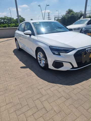 אאודי A3