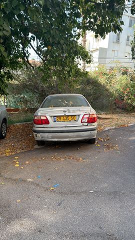 ניסאן אלמרה
