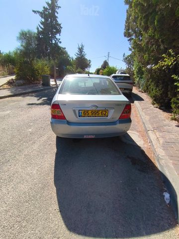 טויוטה קורולה