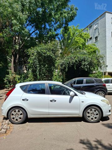 יונדאי i30