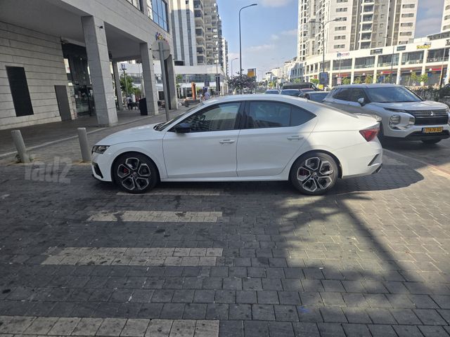 סקודה אוקטביה