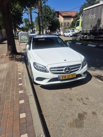 מודעת רכב מרצדס-בנץ C-class