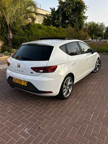 סיאט לאון