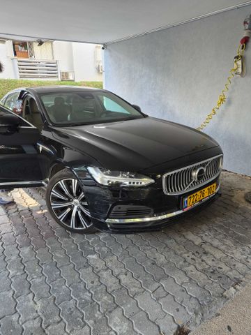 וולוו S90