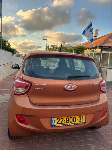יונדאי i10