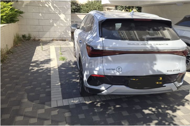 מודעת רכב בי.ווי.די אטו 3