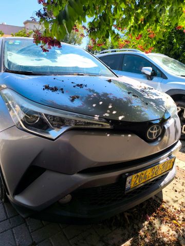 מודעת רכב טויוטה C-HR