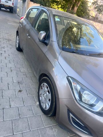 יונדאי i20