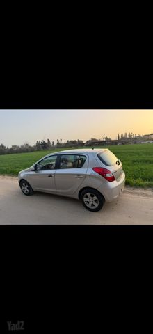 יונדאי i20
