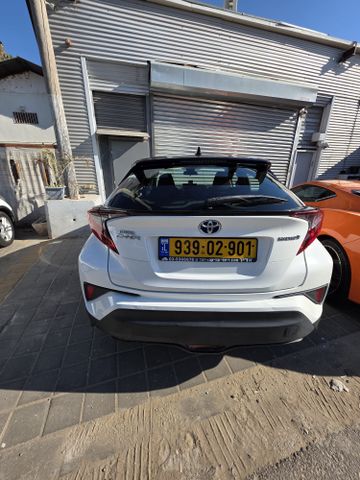 טויוטה C-HR
