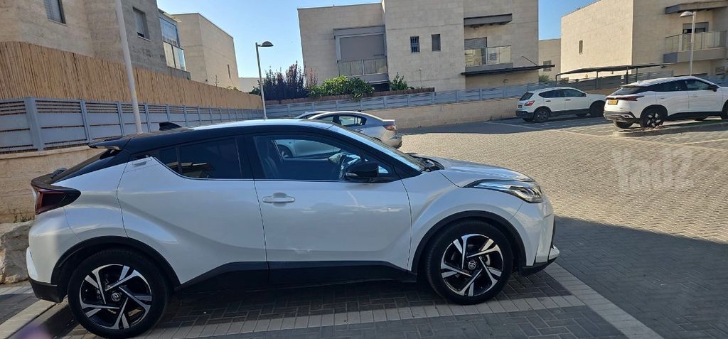 טויוטה C-HR