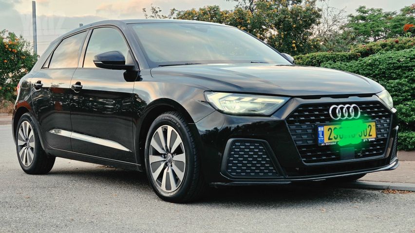 אאודי A1