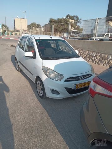 יונדאי i10