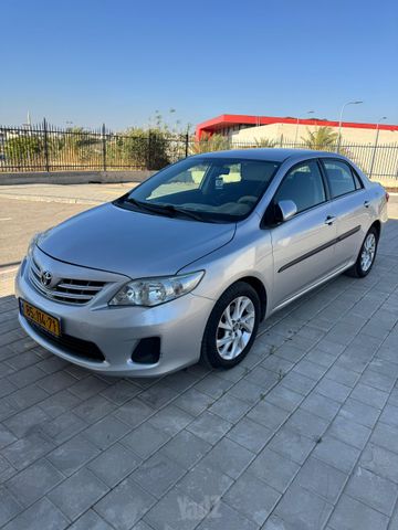 טויוטה קורולה