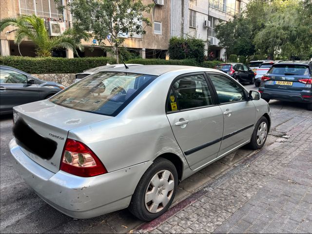 טויוטה קורולה