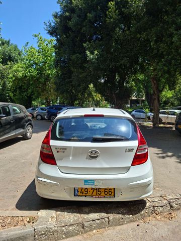יונדאי i30