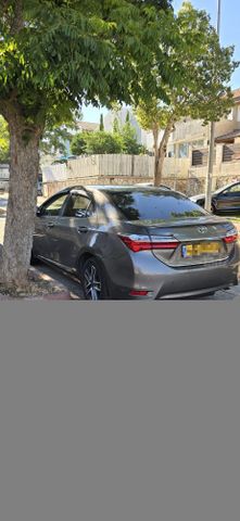 טויוטה קורולה