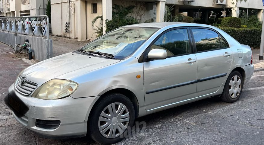 טויוטה קורולה