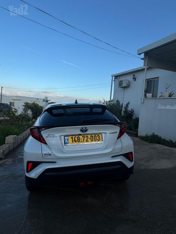 טויוטה C-HR