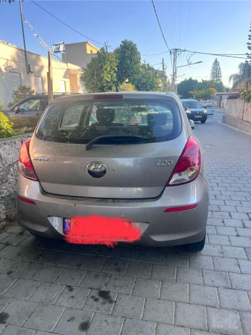 מודעת רכב יונדאי i20