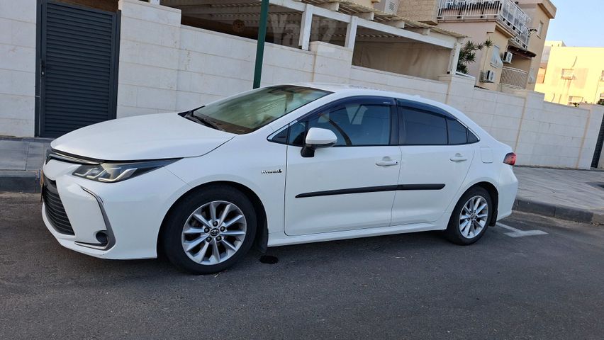 טויוטה קורולה
