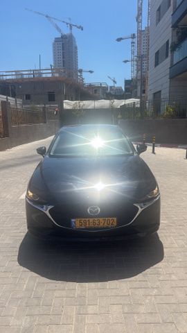 מאזדה 3