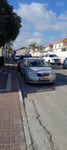 מודעת רכב טויוטה קורולה