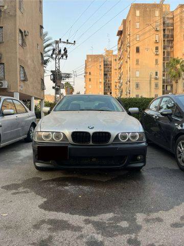 מודעת רכב ב מ וו סדרה 5
