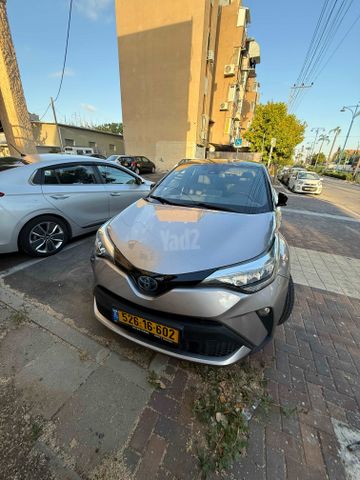 טויוטה C-HR