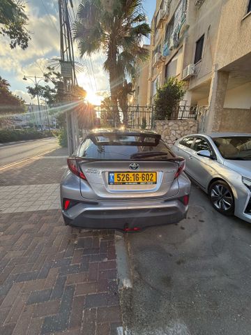 טויוטה C-HR