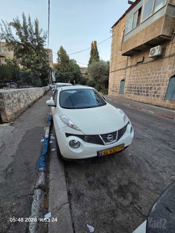 ניסאן ג'וק