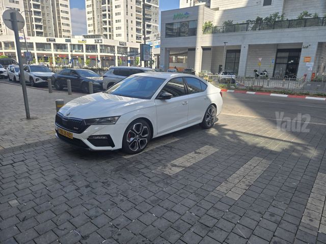 סקודה אוקטביה