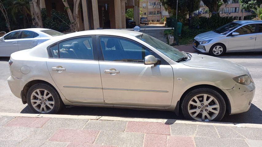 מאזדה 3