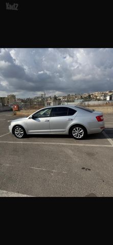 סקודה אוקטביה