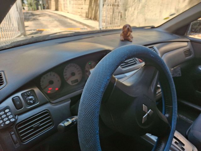 מיצובישי לנסר