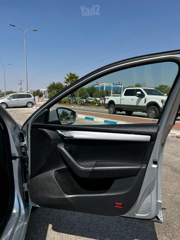 סקודה אוקטביה
