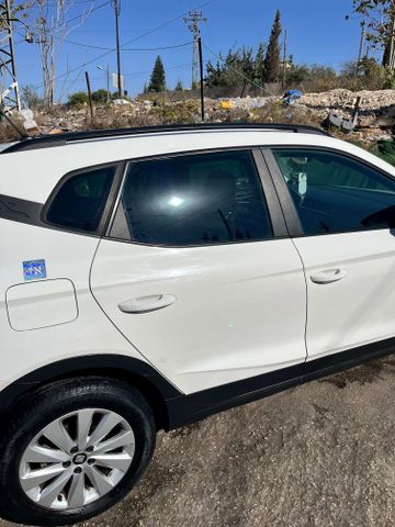 סיאט ארונה