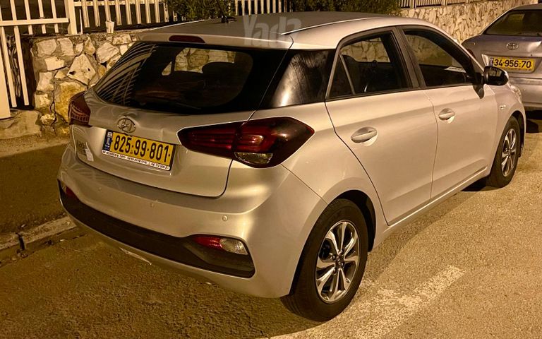 מודעת רכב יונדאי i20