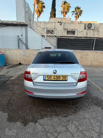 סקודה אוקטביה