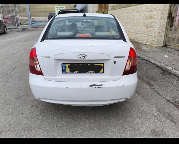 יונדאי אקסנט i25