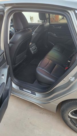 אי.וי איזי Limo