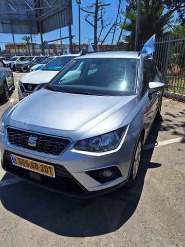 סיאט ארונה