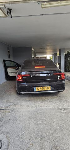 וולוו S90